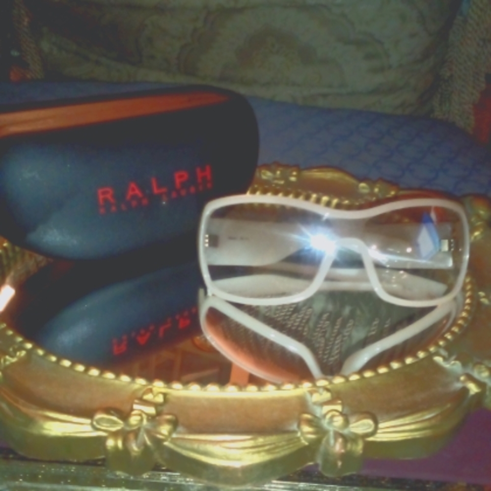 COPY - RALPH Lauren lg frame/Hard case